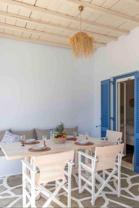 Θἔρως Apartment Tinos Exterior photo