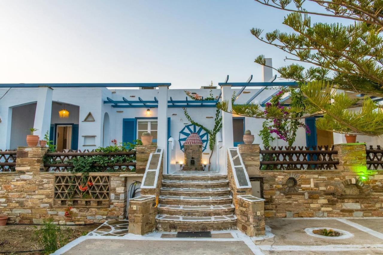 Θἔρως Apartment Tinos Exterior photo